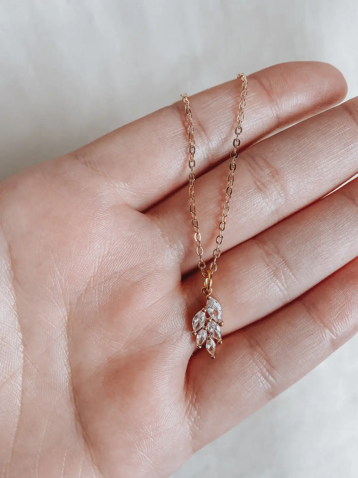 Clay & Fern Co. - Wholesale Pendant/Charm Necklace - Hyacinth Necklace - Simple Gold Necklace3