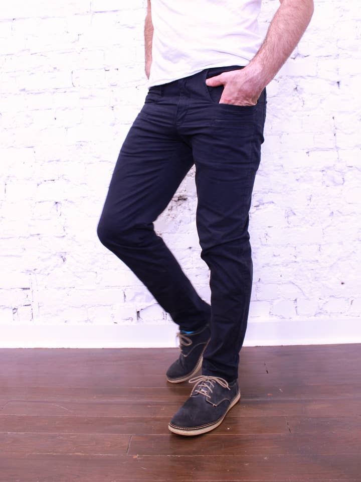 Pantalon Chino 6 Poches Storm pour Homme pour la vente par Am.A-Line Collections LLC