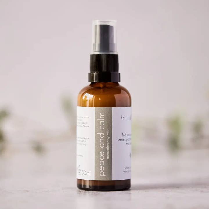 Fred og rolig aromaterapi tåge for engroshandel hos Holistic Kitchen