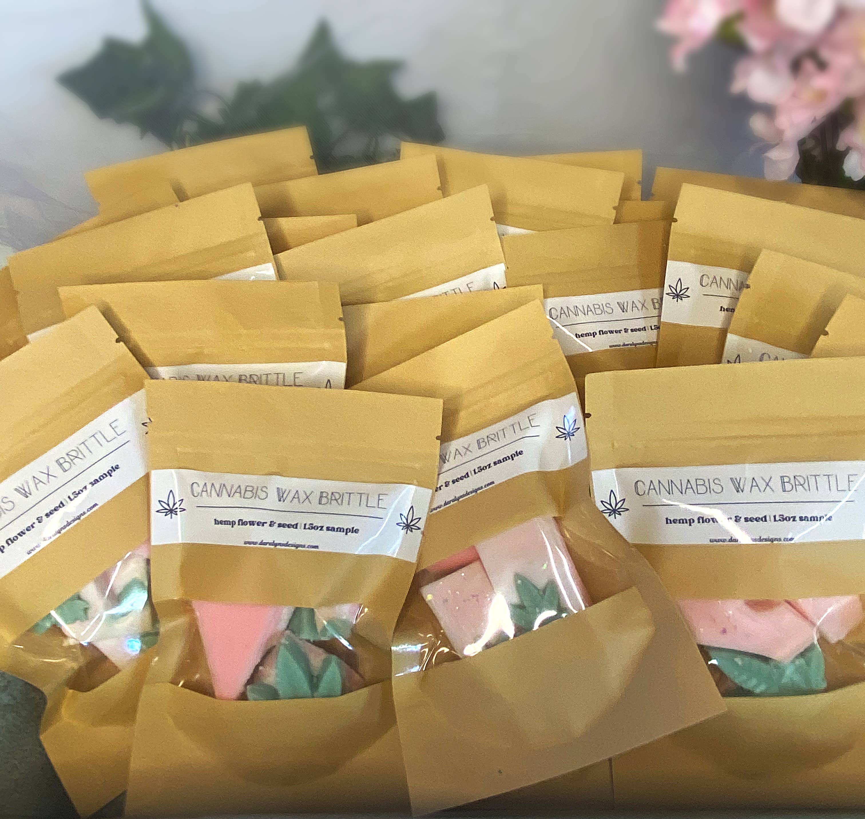 Daralyn's Designs - Wholesale Wax Melt - Cannabis Wax Brittle | Hemp Wax8