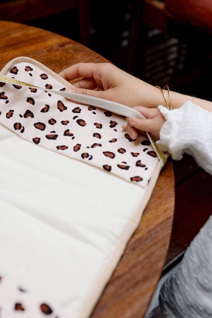 Graou health record protector for wholesale on Faire3