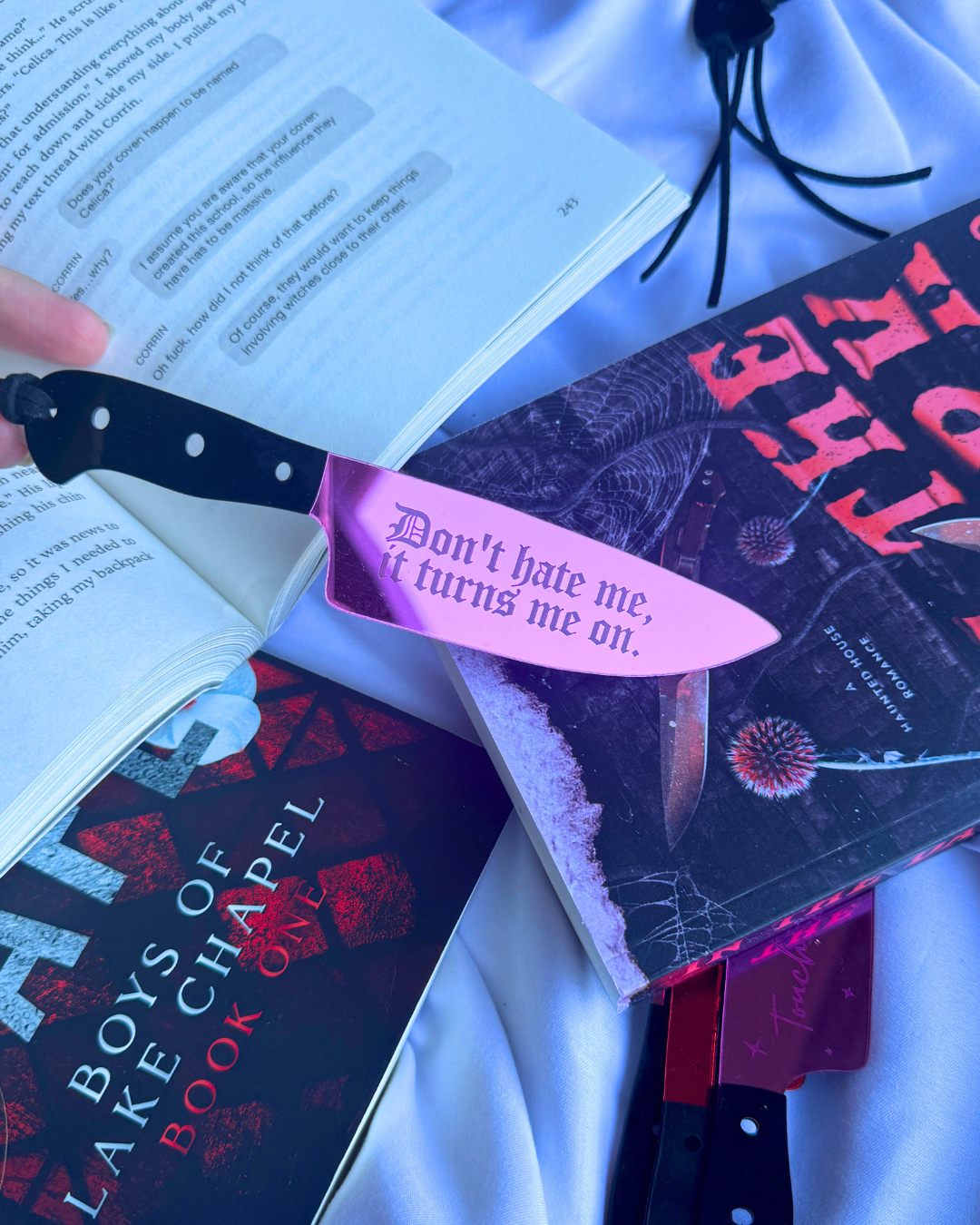 Scribbles Wholesale - Wholesale Bookmark - Don't Hate Me, Turns Me On - Pink Mirrored Knife Bookmark2