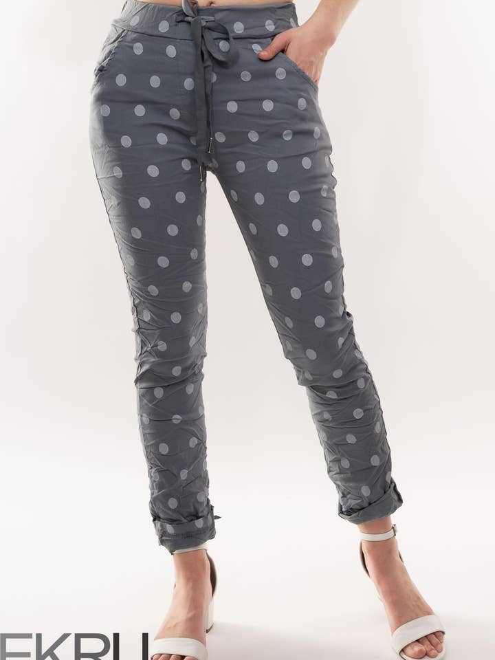 SS25 - PANTALON DE VOYAGE CRINKLE (PT861-52) pour la vente par LINEN LUV