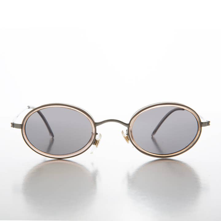 Petites Lunettes de Soleil Vintage Ovales Délicates - Dwyer pour la vente par SUNGLASS MUSEUM