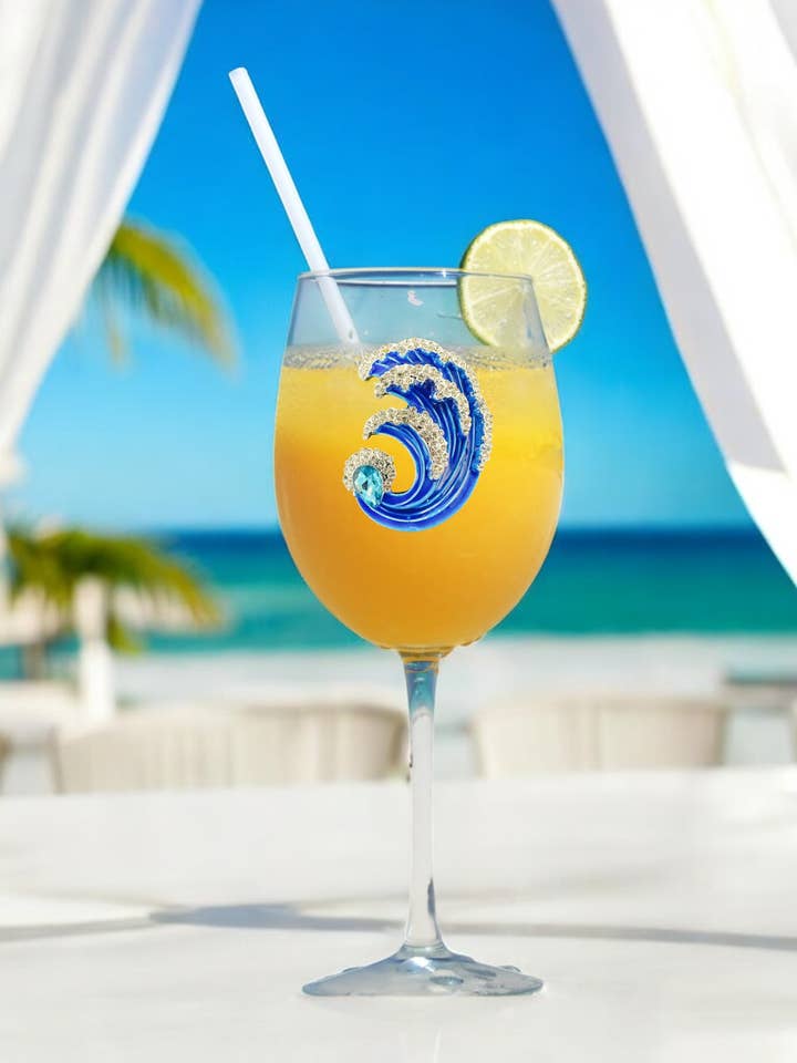 Wave Stemmed Wine Glass for wholesale by The Queens' Jewels®