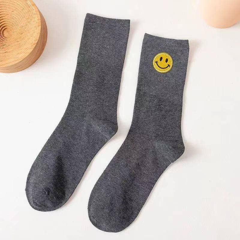 Shop Lev – wholesale Socks – Women's – Women happy face Patch Crew Cotton Socks4