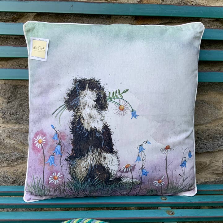 Coussin en forme d'épagneul et fleurs pour la vente par Alex Clark Art