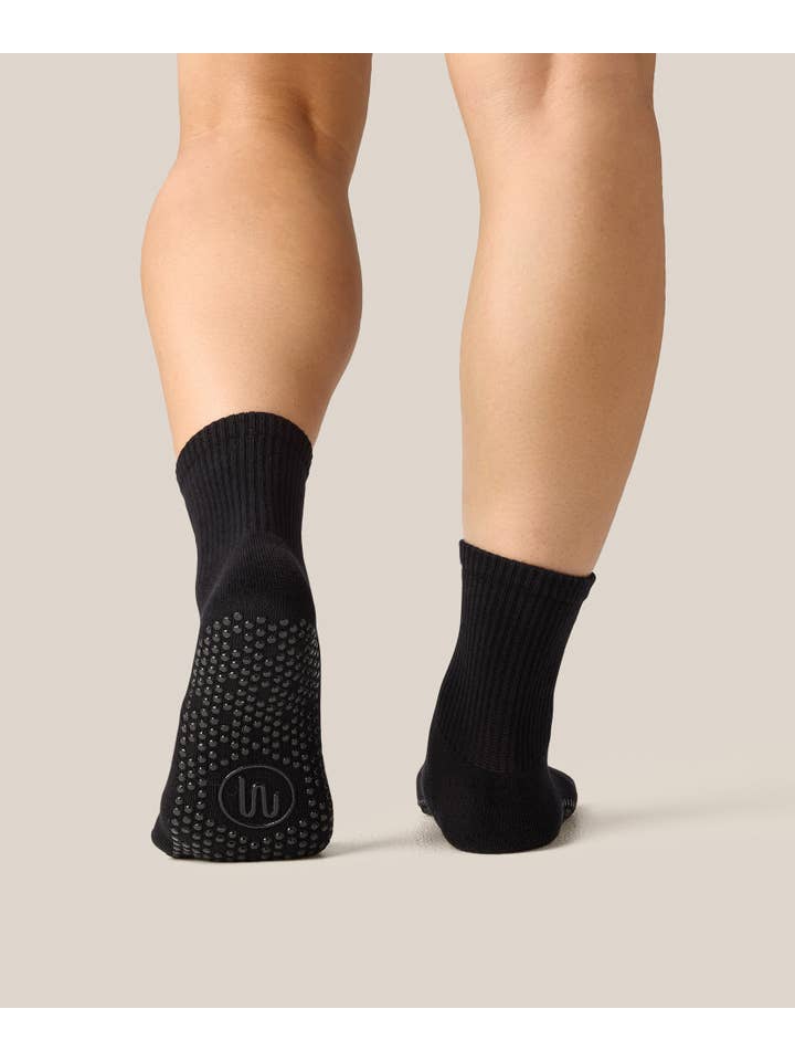 MoveActive - Wholesale Socks - Women's - Crew Grip Socks - Black1
