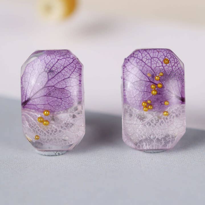 Real Hydrangea Earrings Stud, Nature Earring Stud for wholesale by littleoneusa