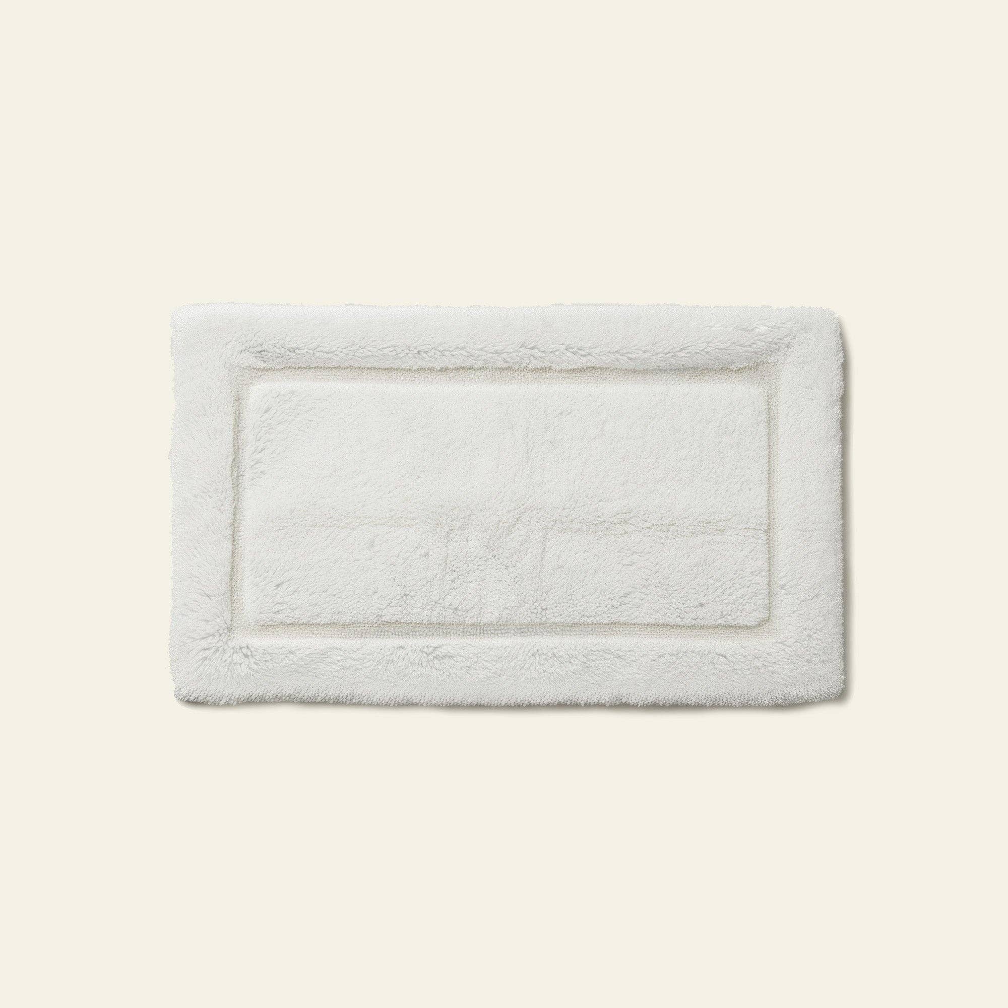 Italic - Wholesale Bath Mat - Ultraplush Skid-Resistant Bath Mat0