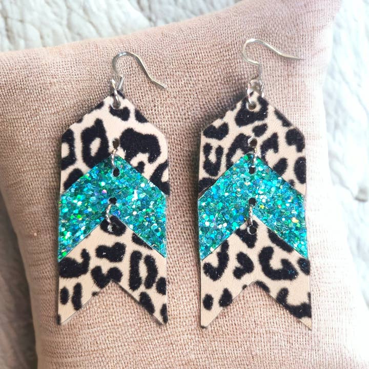 Chevron léopard et bleu sarcelle pour la vente par Bushleys Beauties, LLC