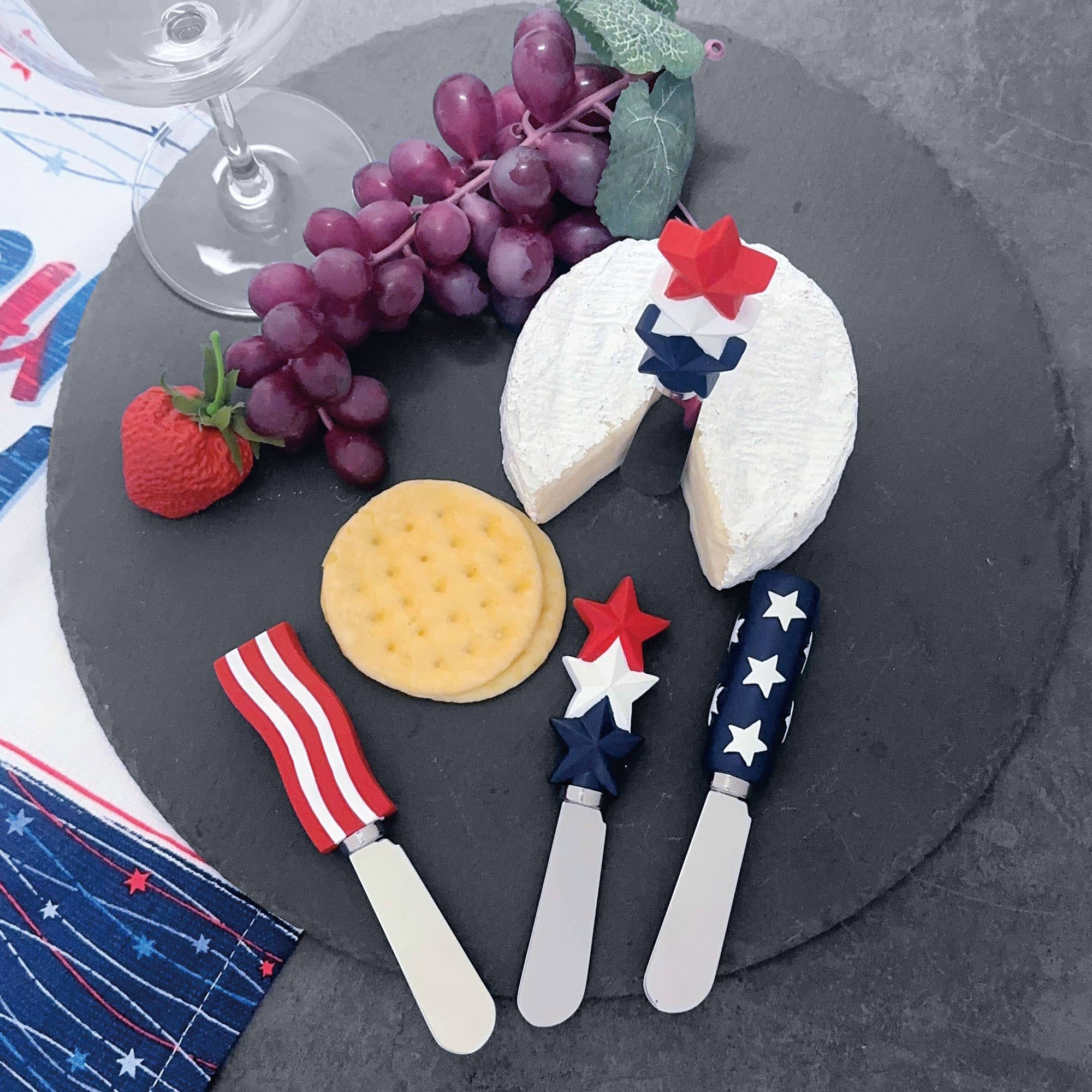 Supreme Housewares - Wholesale Cheese Spreader - American Flag Polyresin Cheese Spreader2