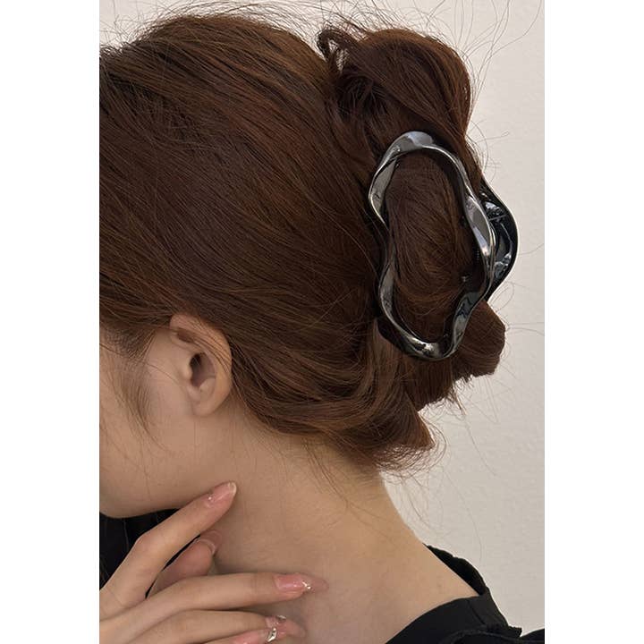 AK Brand - Wholesale Hair Clip - Women's - Metallic Abstract Design Claw