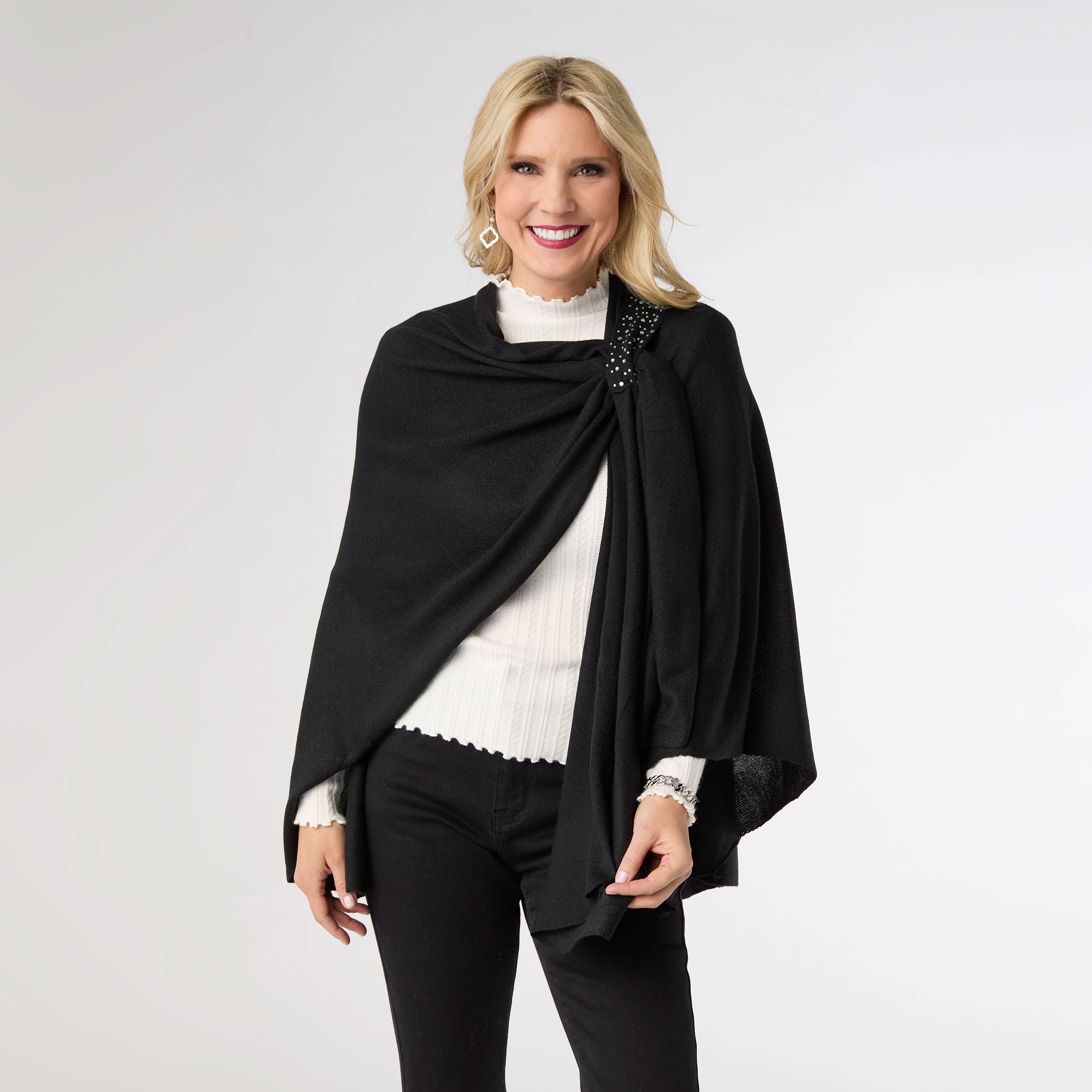 COCO + CARMEN - Vente Châle – femme - Kiara Pull Thru Wrap avec Ornement W251