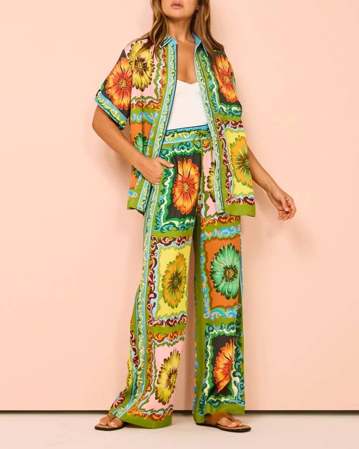 Decor Stylish Holiday Print T-Shirt Loose Tether Pants Set for wholesale on Faire0