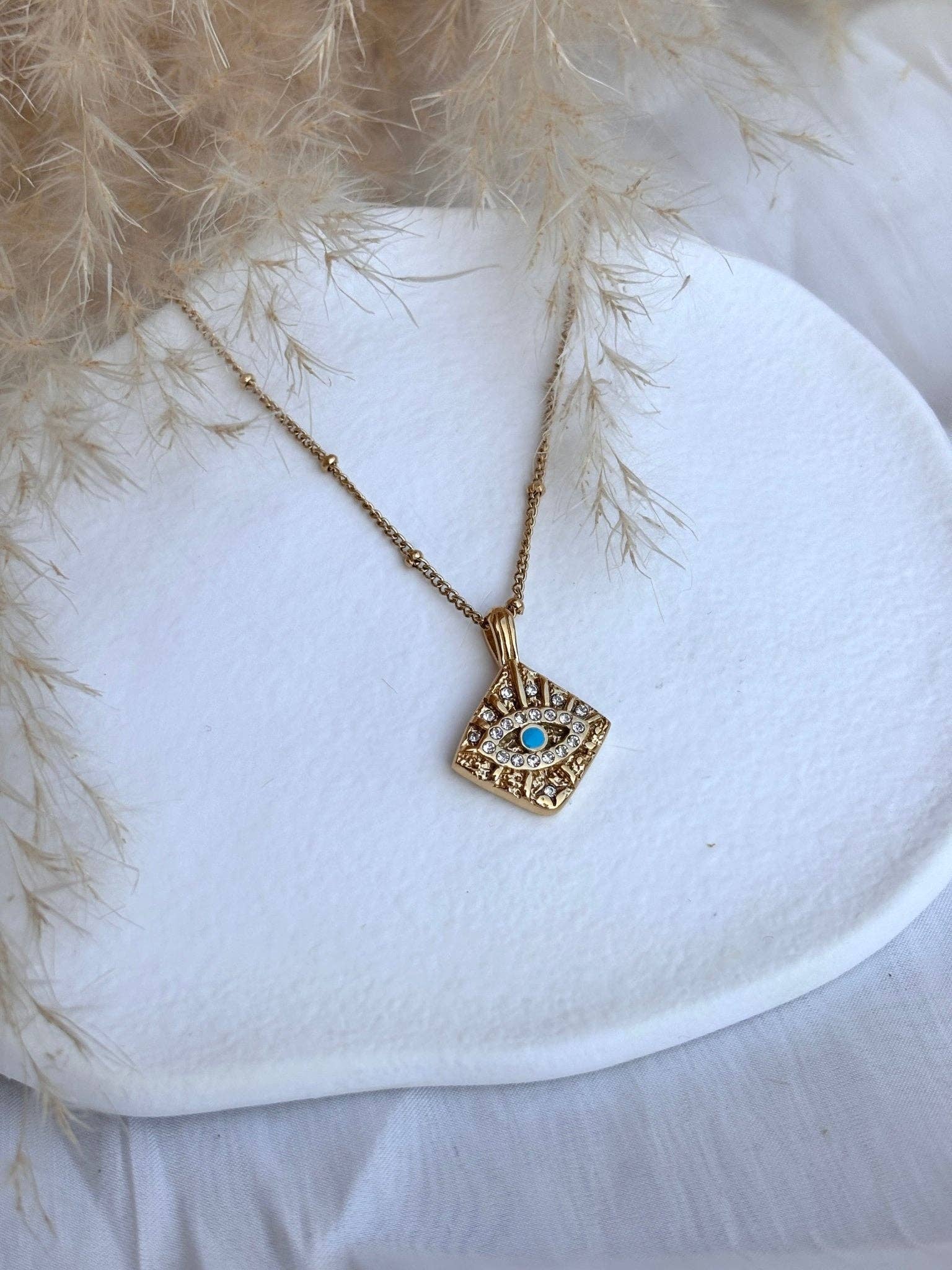 DUESTELLE ITALIA - Wholesale Pendant/Charm Necklace - Blue Guardian - Necklace with protective eye1