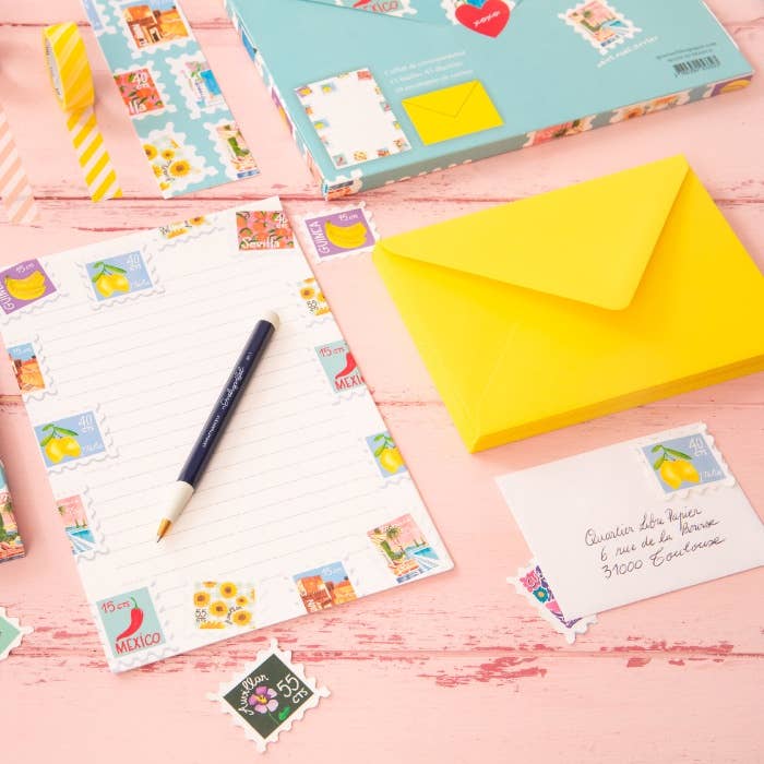 Quartier Libre Papier - Wholesale Notepad - Write More Letters Stationery Box Quartier Libre3