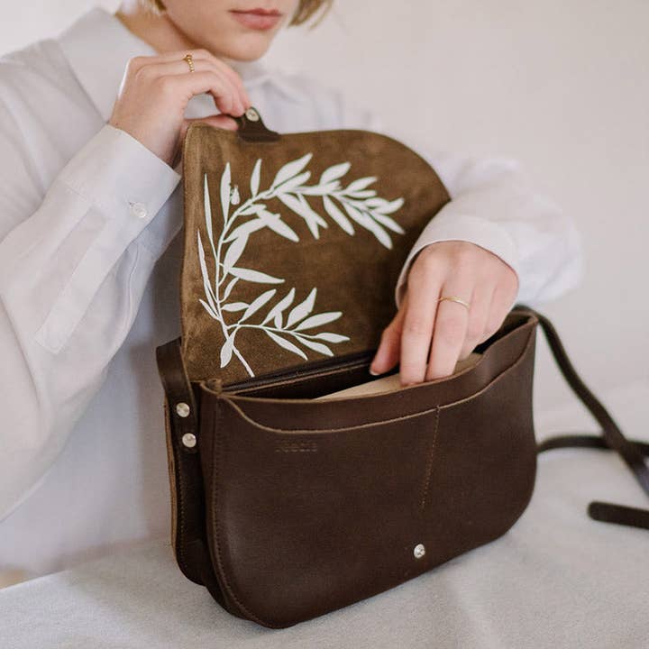 Keecie – wholesale Axelväska - Dam – Väska Little Fox i mörkbrunt slitet läder8