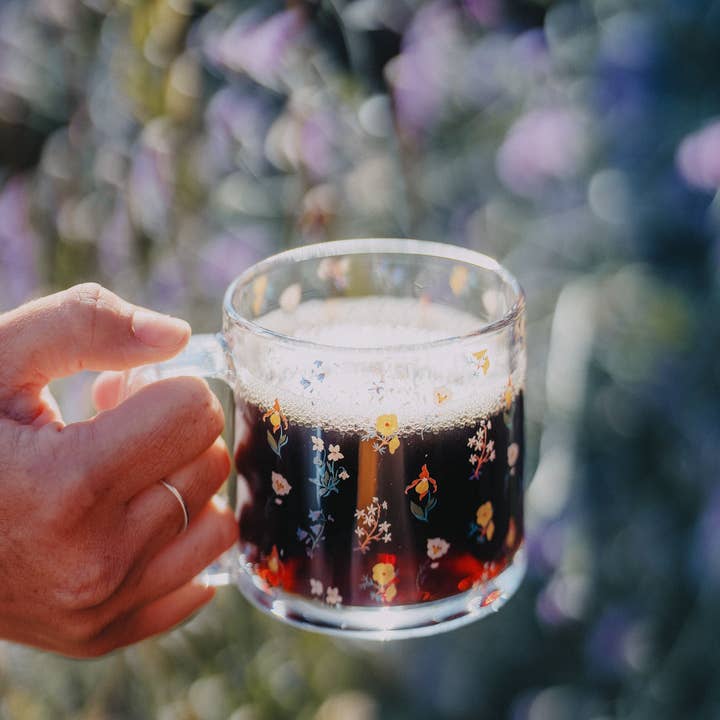 The Montana Scene - Wholesale Coffee Mug - Mountain Wildflower Glass Mug