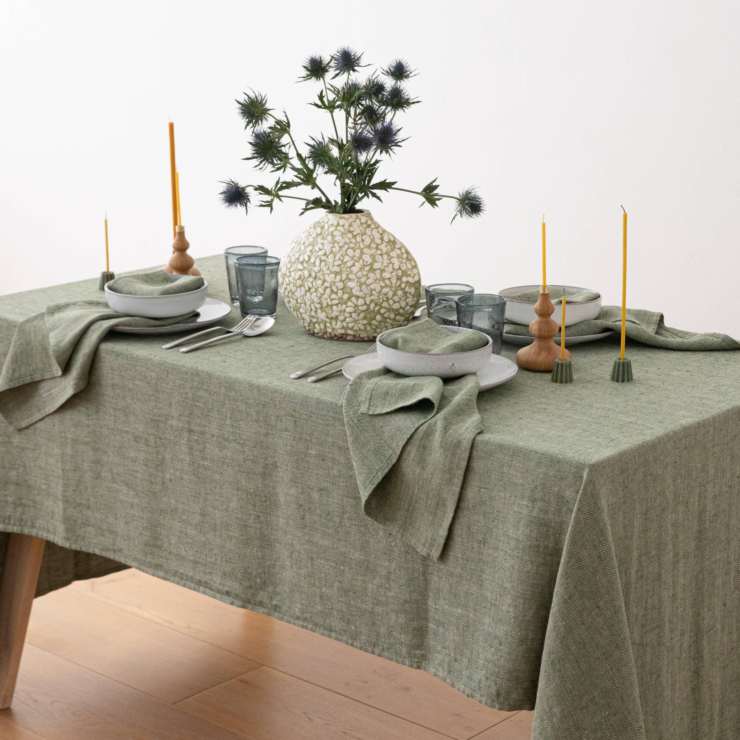 LinenMe - Wholesale Dinner & Cloth Napkin - Linen Napkin Forest Green Natural Chevron, Washed linen. 5