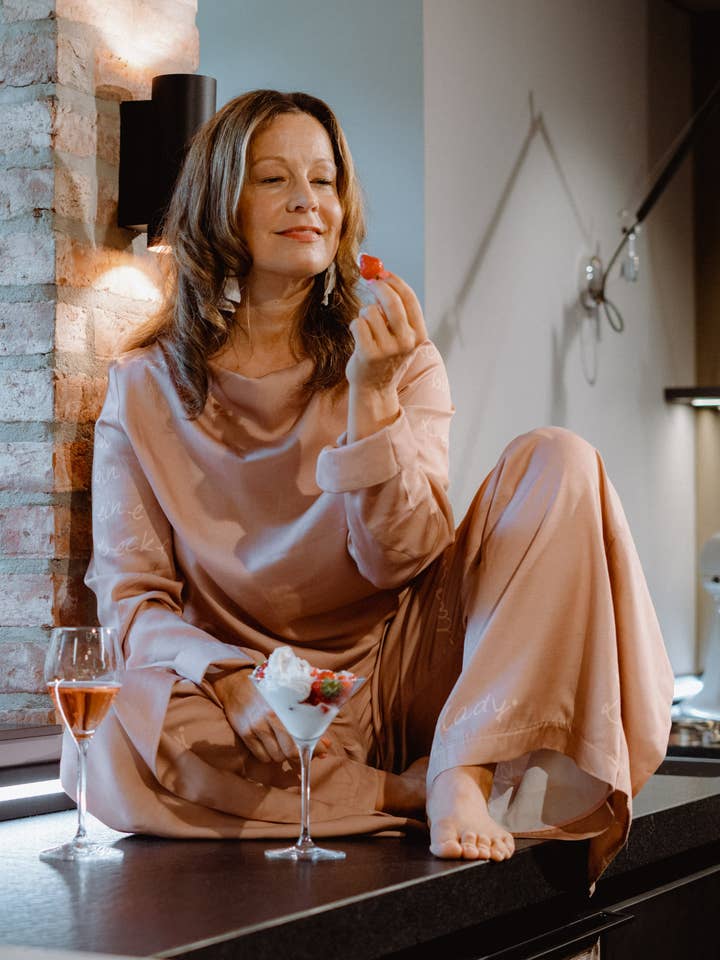 “You are unique!” - Top & sparkling wine as a GIFT for wholesale by Stefanie Laabs - Lizenz zum Genießen