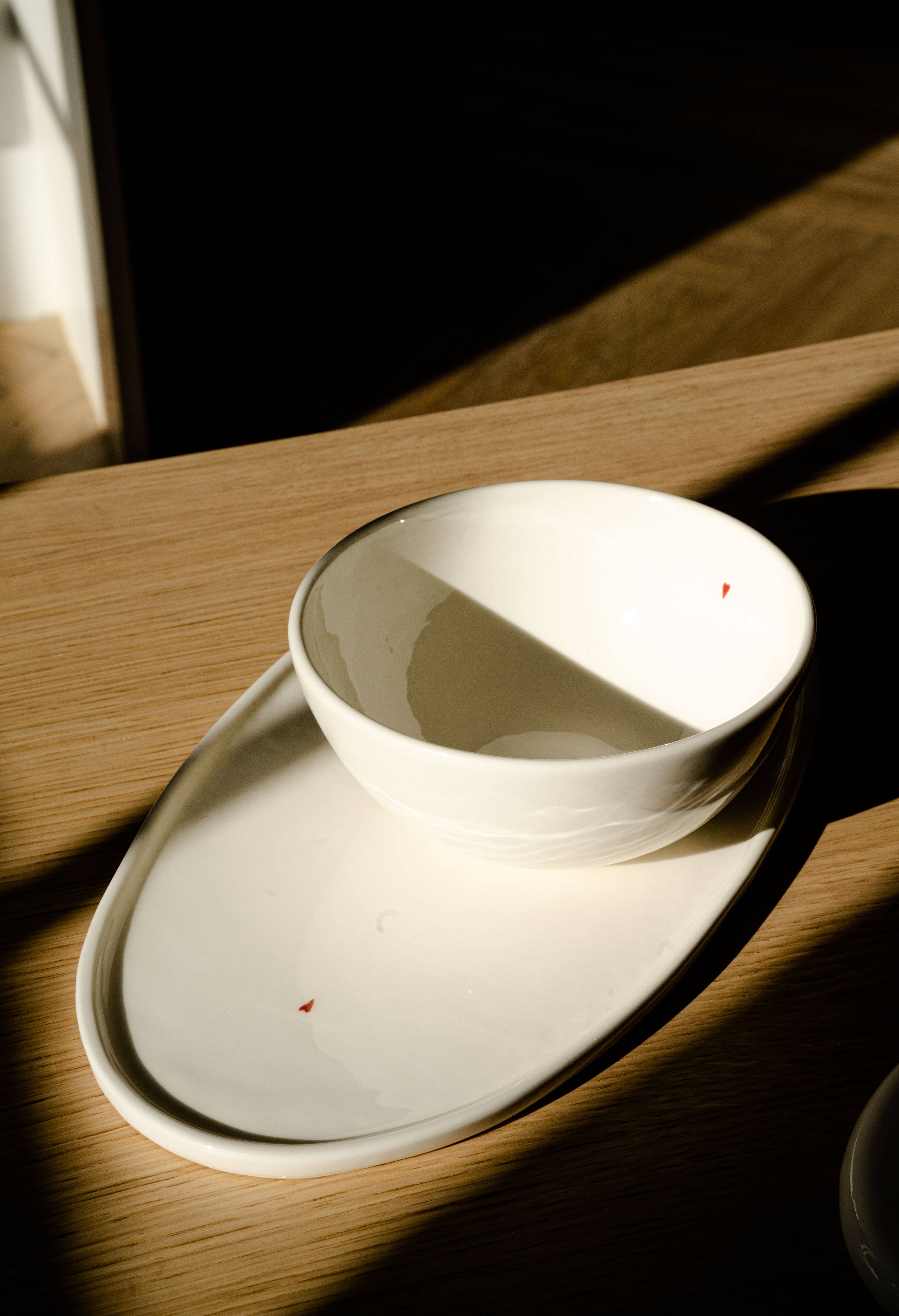 Creating Comfort Lab - Vendita all'ingrosso Vassoi - Vassoio ovale in porcellana fatto a mano, colore latte3