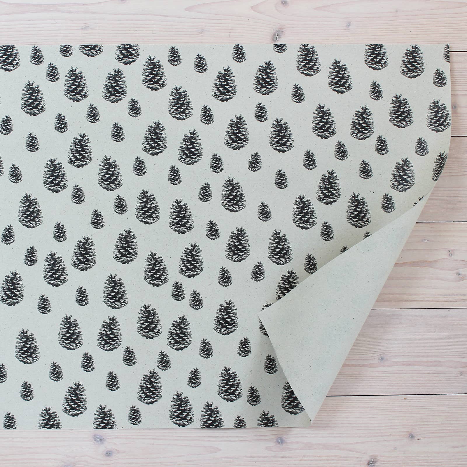 NOA Papeterie - Vendita all'ingrosso Carta da regalo in fogli - Fiocco in carta regalo in carta erbosa, 50x70 cm, coni2