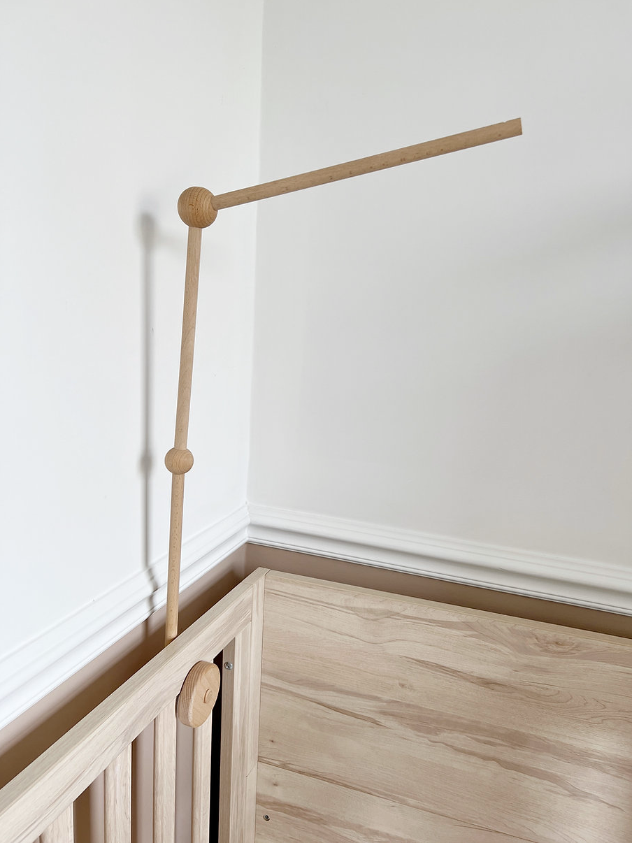 Edie & Joe - Wholesale Baby Mobile - Baby Mobile Wooden Crib Claw1