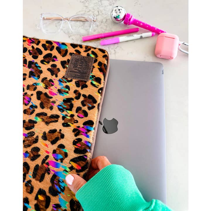 Boho Ranch Shop - Wholesale Laptop/Tablet Case - Women's - Cowhide Leather Laptop Computer Tech Sleeve Pouch6