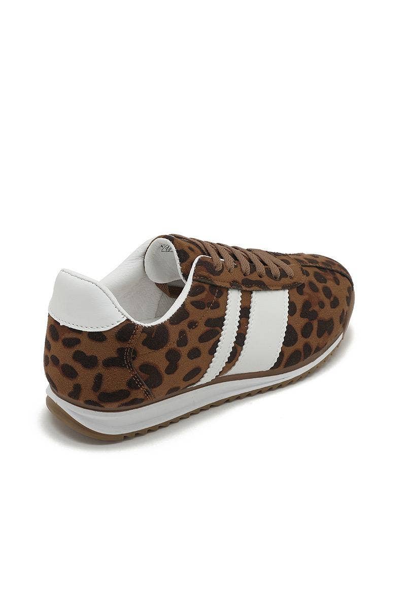 No Doubt Shoes - Wholesale Lifestyle Sneakers - Women's - ROUND TOE SIDE LINE STRIPPED DETAILED GUM SOLE SNEAKERS 11