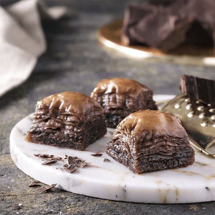 Aladdin - Wholesale Cake - Asi Kunefeleri | Pistachio Chocolate Baklava Tray1