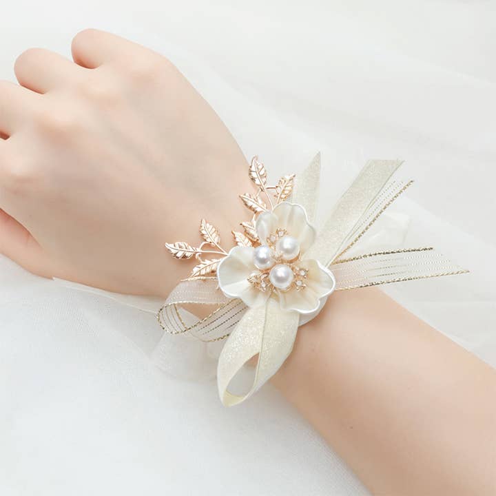 LA Ribbons Wholesale - Wholesale Ribbon – Gift wrapping - 5/8" Wired Edge Corsage Ribbon | Cream Glitter | 25 Yard Roll
6