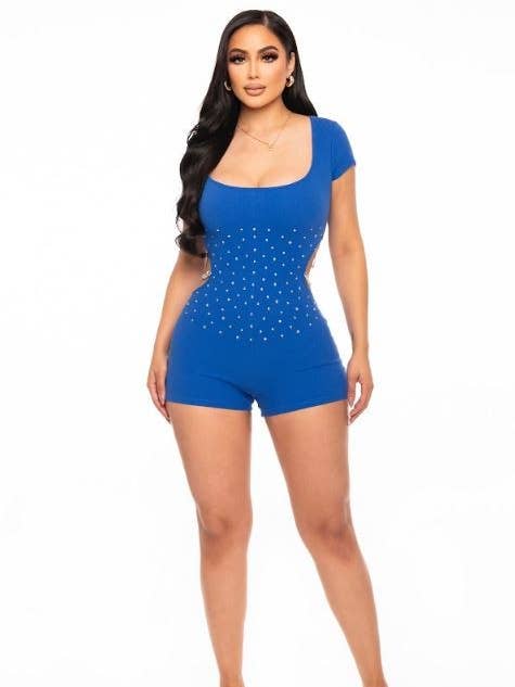 STRAMPLER MIT STRASSAUSSCHNITT für den Großhandel von CAPSULLE