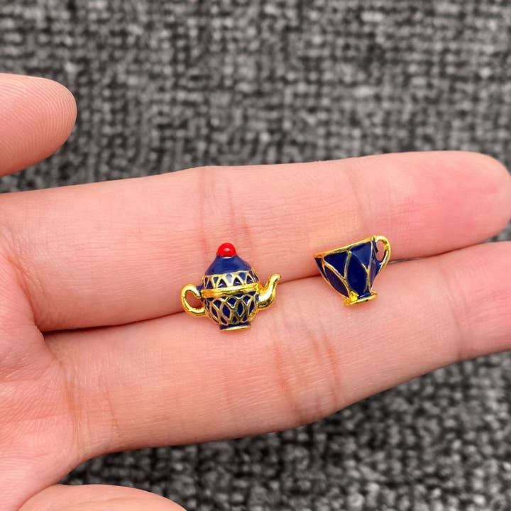 Mio Queena - Wholesale Stud/Post Earrings - Enamel Tea Cup & Teapot Asymmetric Ear Studs1