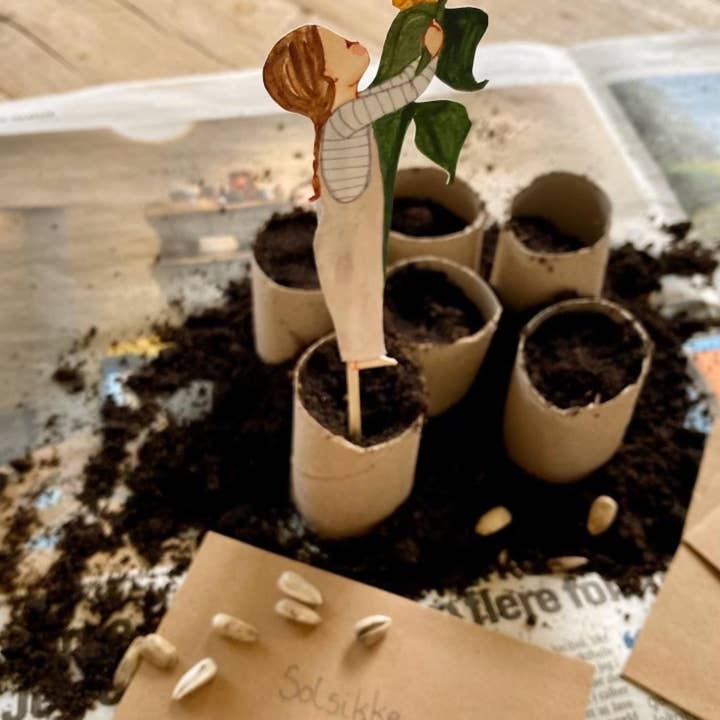 Tall Hat Tales - Wholesale DIY Craft Kit - Kids - Kids planting flowers2