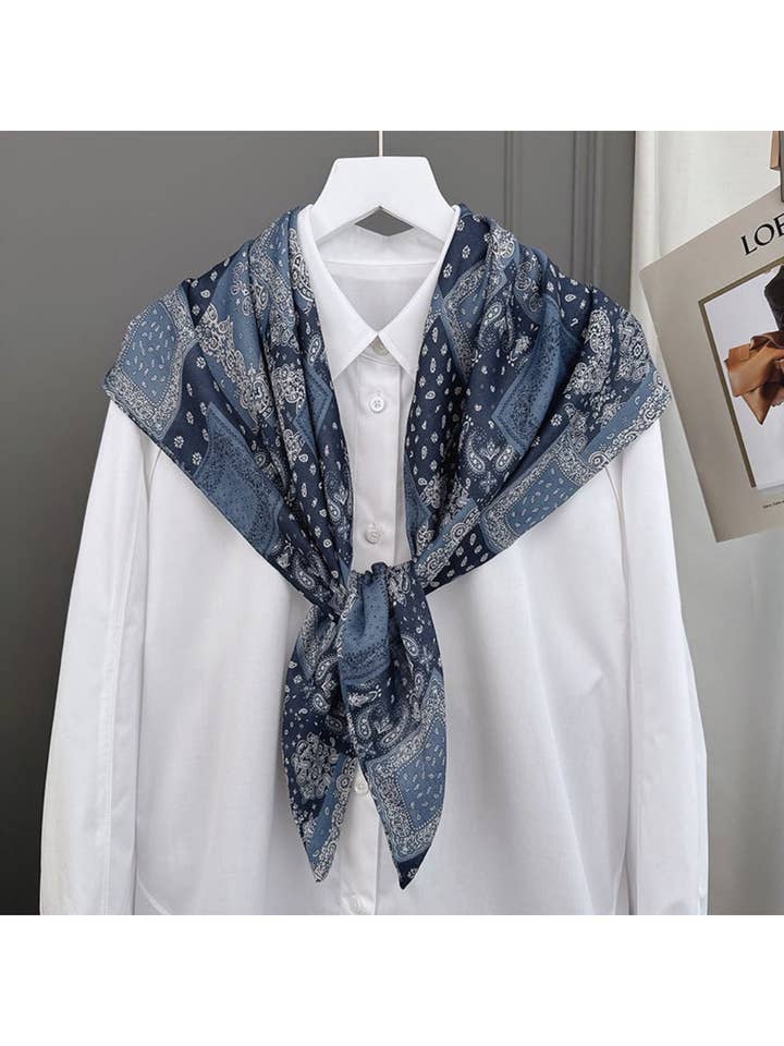 Scarvii - Écharpe Bandana Patchwork Vintage pour la vente par Funkyrel® Atzbranding Limited