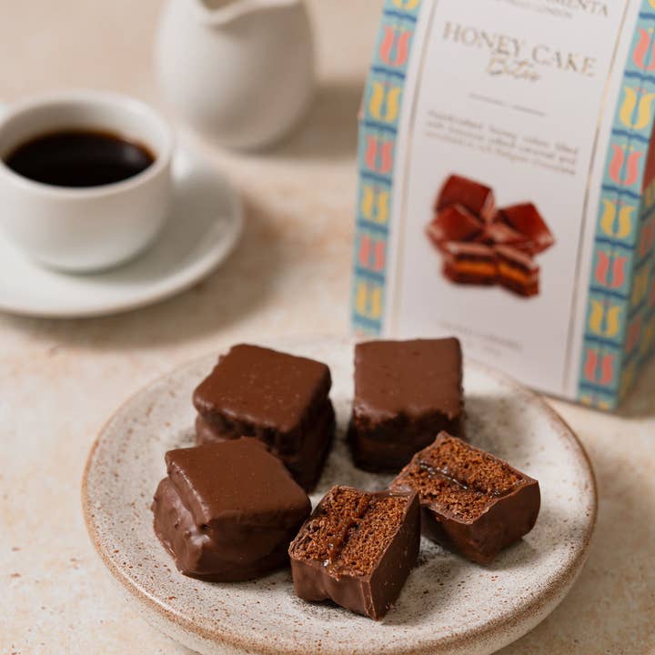 Honey Cake Bites for wholesale by Giuliana Pimenta