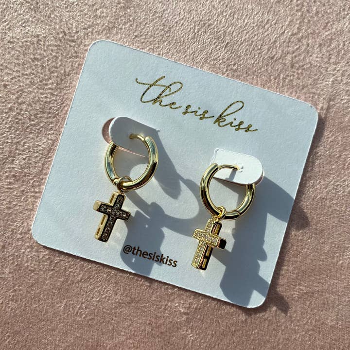 Charms Croisés en Cristal - 2 façons de porter cette paire pour la vente par The Sis Kiss