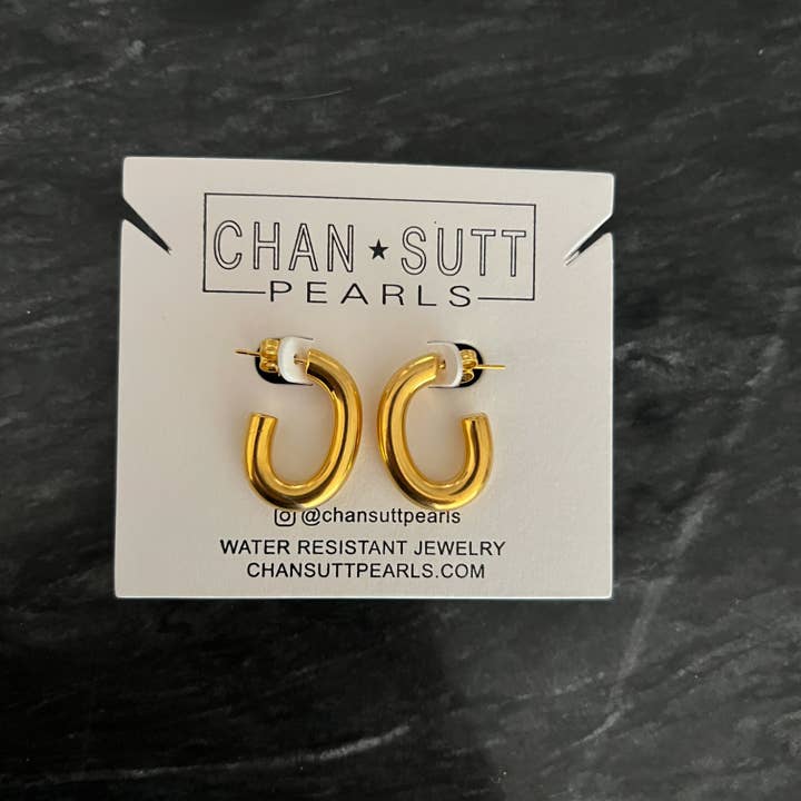 CHANSUTTPEARLS - Wholesale Hoop Earrings - OVAL HOOPS