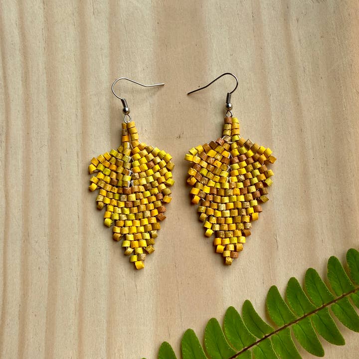 Los Colores de la Tierra - Vente Boucles d'oreilles pendantes - Petites boucles d'oreilles en forme de pointe de flèche perlées - 8 couleurs disponibles4