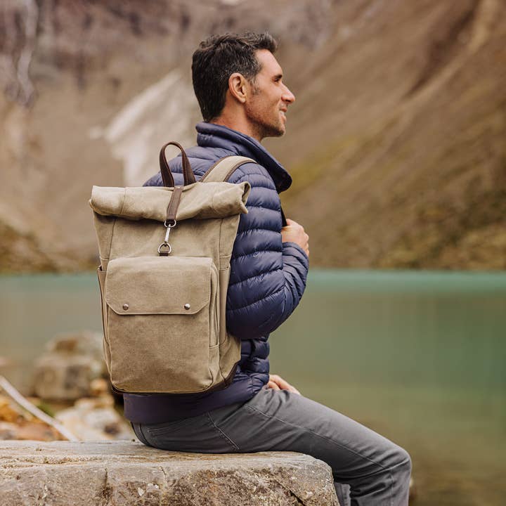 Picnic Time Family of Brands - Wholesale Cooler/Cooler Bag - Carmel Roll Top Picnic Backpack Cooler with Components1