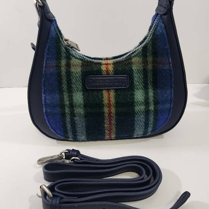 Patrick King Woollen Company - Wholesale Crossbody Bag - Women's - Tartan Merino Wool Bag Nova Scotia1