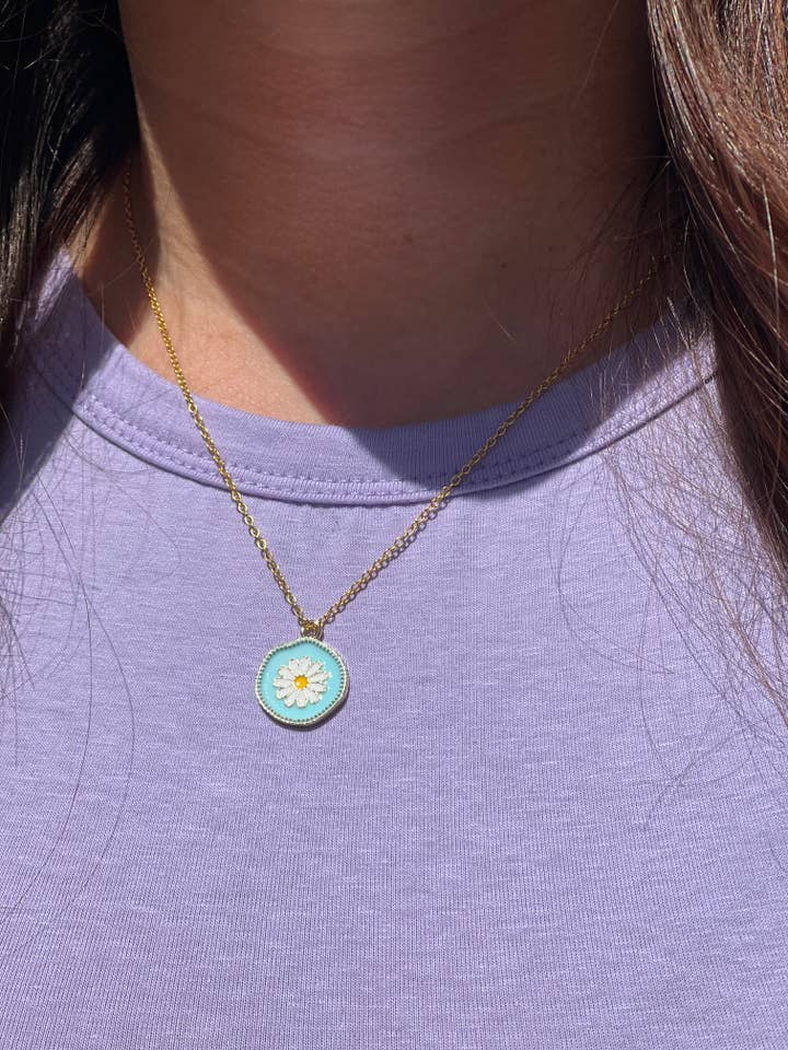 Little Daisy Necklace for wholesale by Mi Cielo Whole Sale