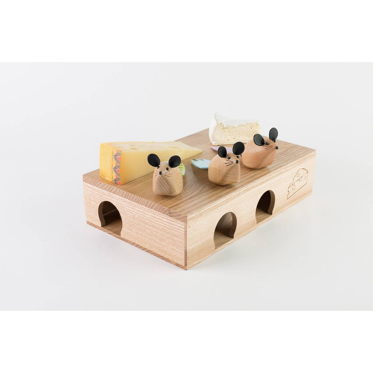 Peterson Housewares & Artwares – wholesale Cheese board – Rubber wood 2 mouse cheese board set3