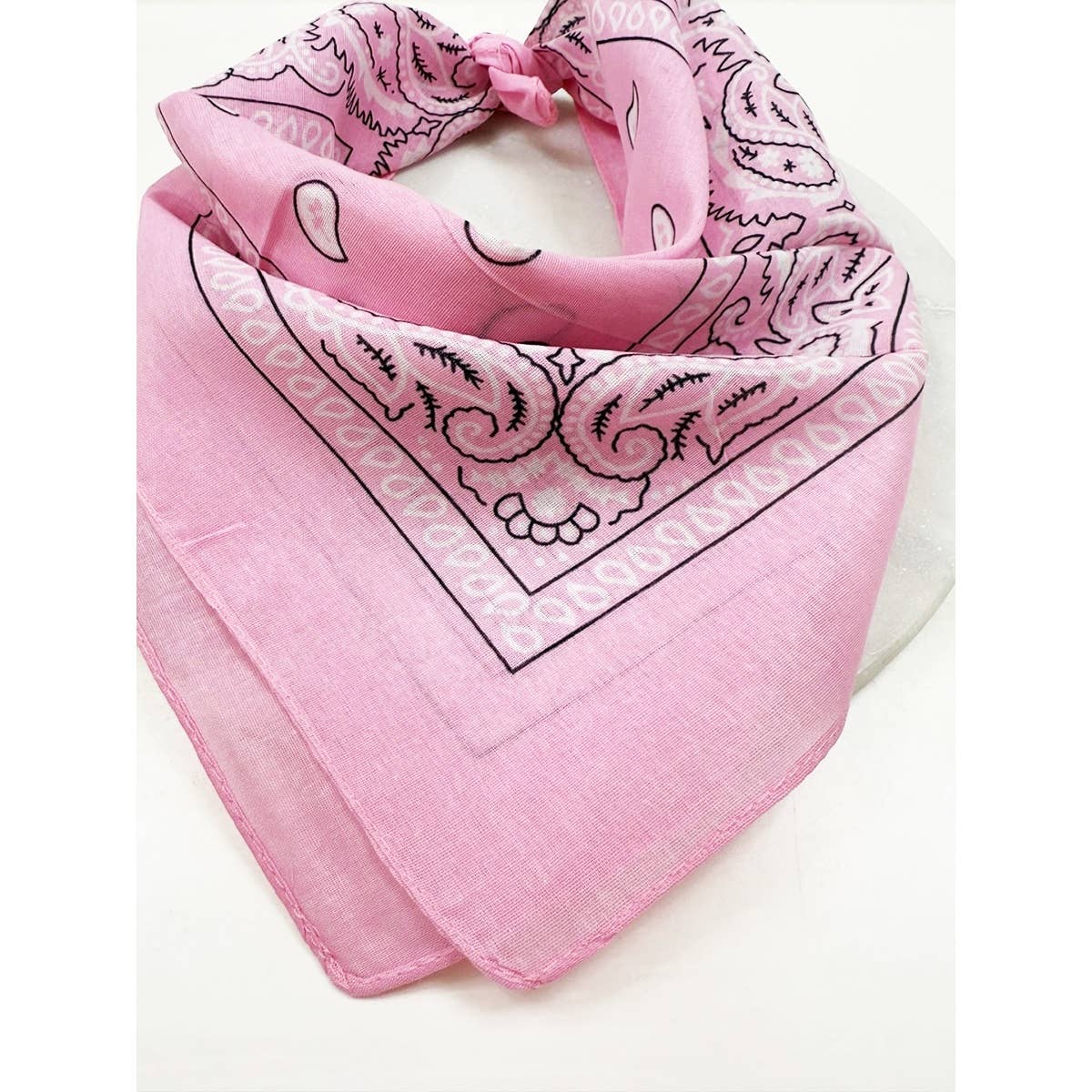 ROSE Bandanas à motif cachemire rose en vente sur Faire2