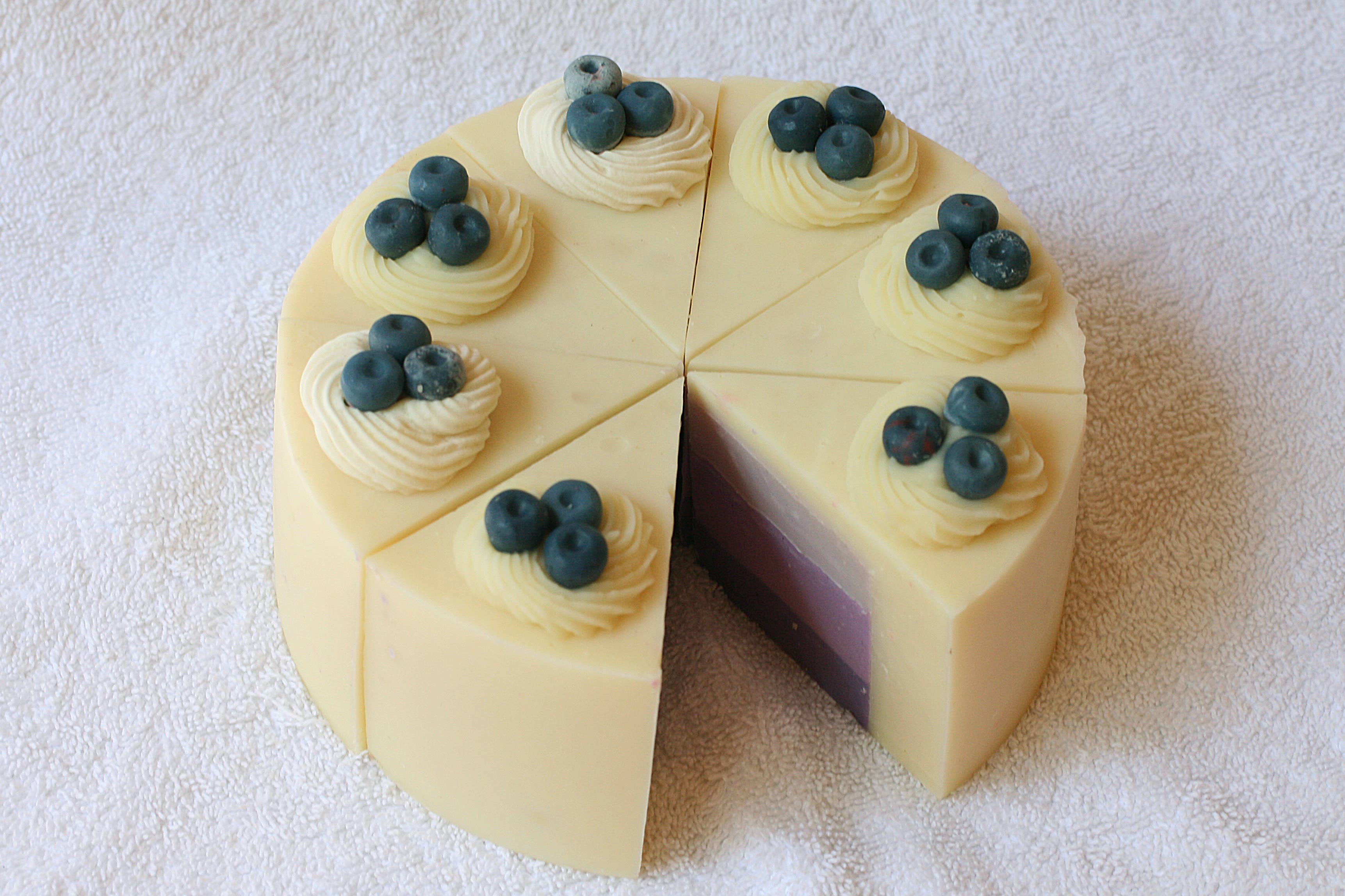 One Leaf Soap - Wholesale Bar Soap - Blueberry Organic Artisan Soap Cake 5.7oz2