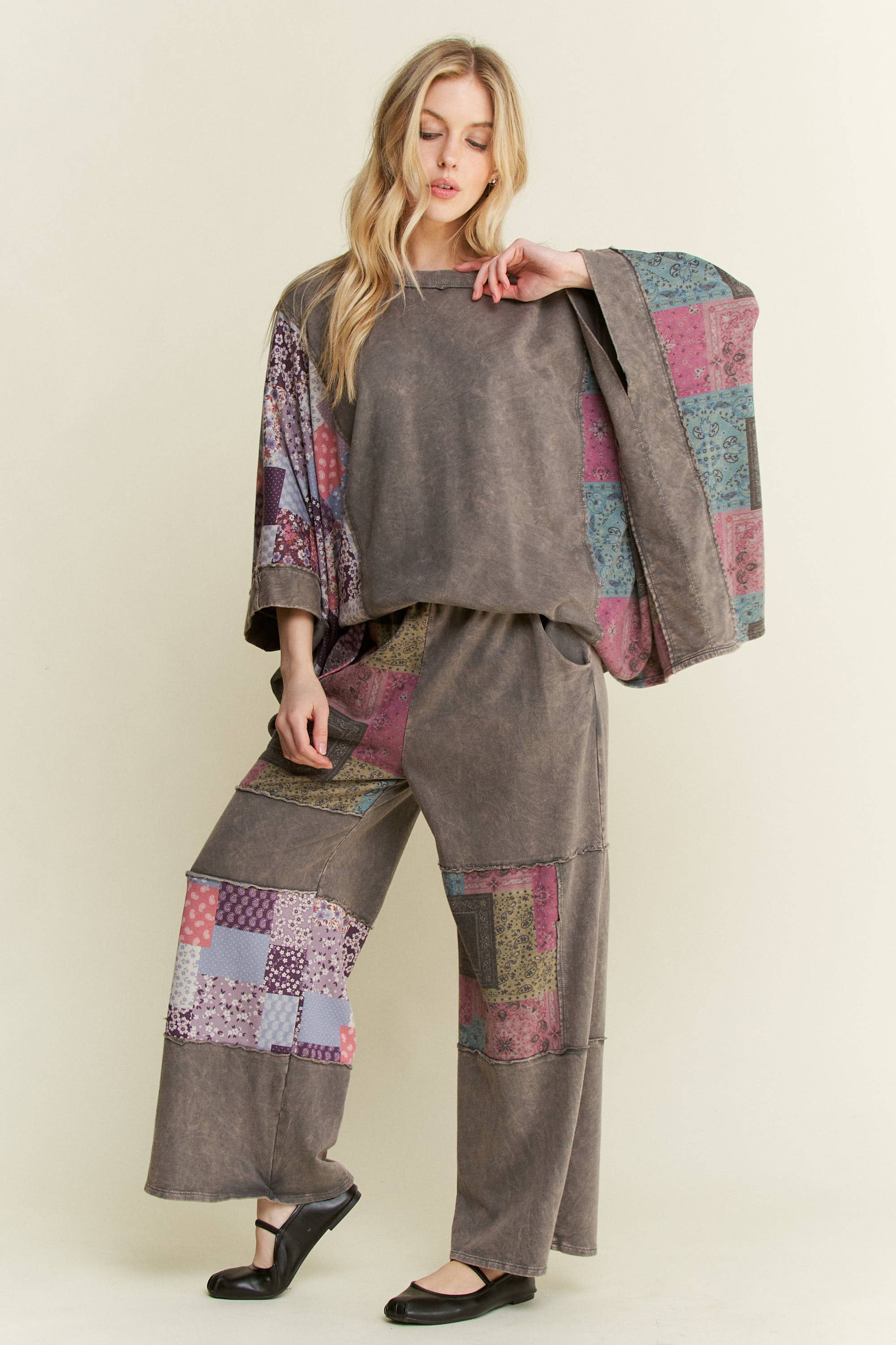 J.Her - Wholesale Poncho - Women's - Mineral Washed Boho Patch Poncho top HT6651 28