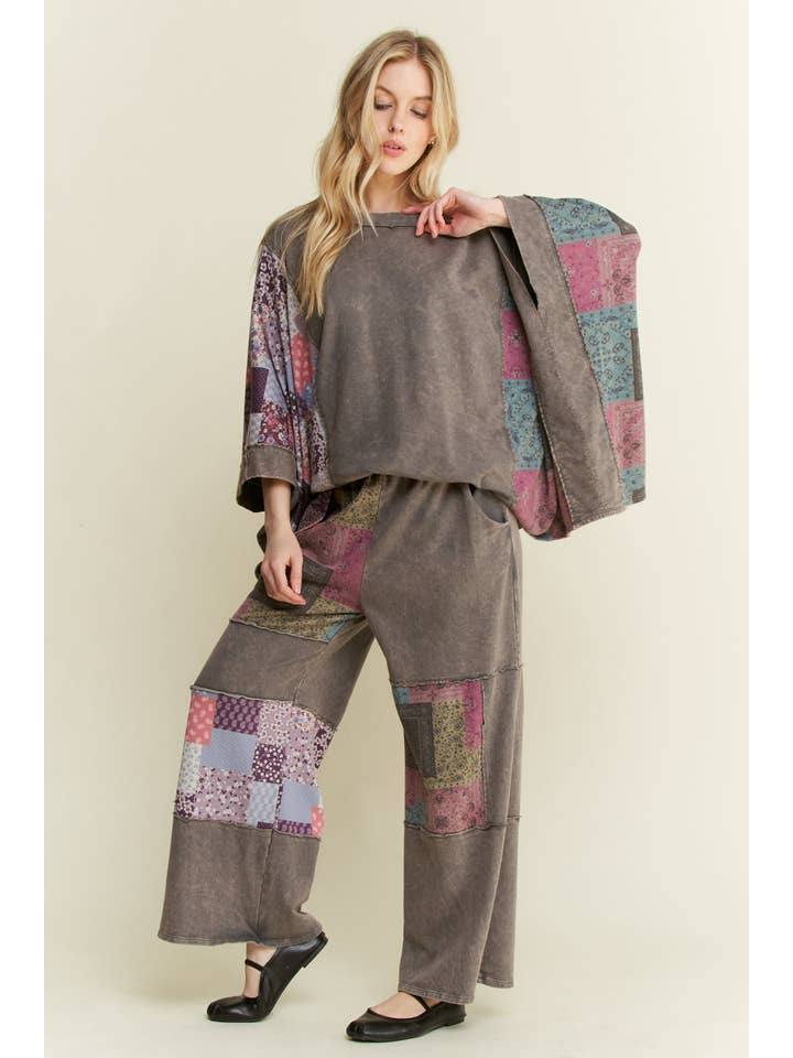 J.Her - Wholesale Poncho - Women's - Mineral Washed Boho Patch Poncho top HT6651 28