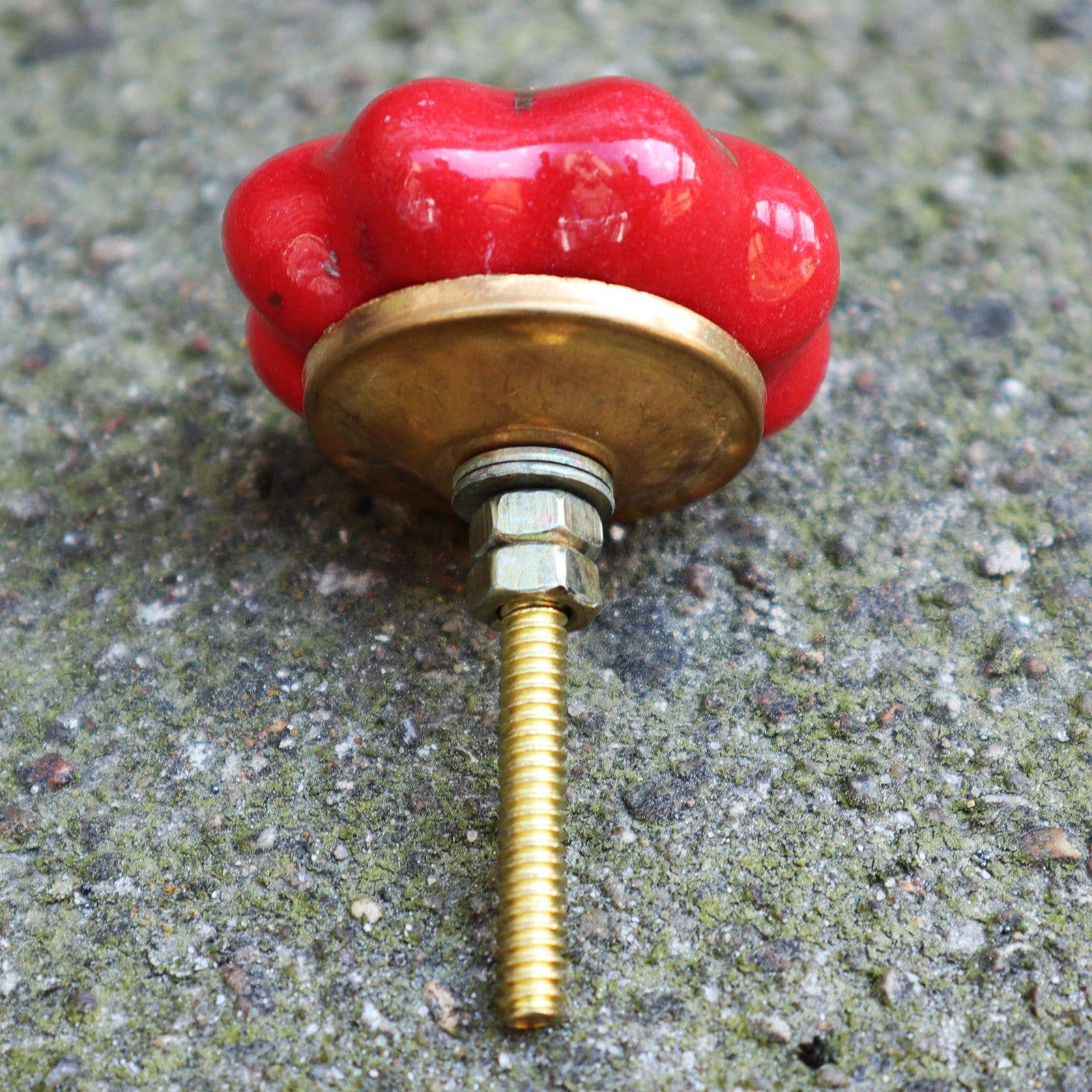 Tribal Trade GmbH – wholesale Knopp/Handtag – Shabby chic rosettmönstrad enfärgad röd keramikknopp för möbler8