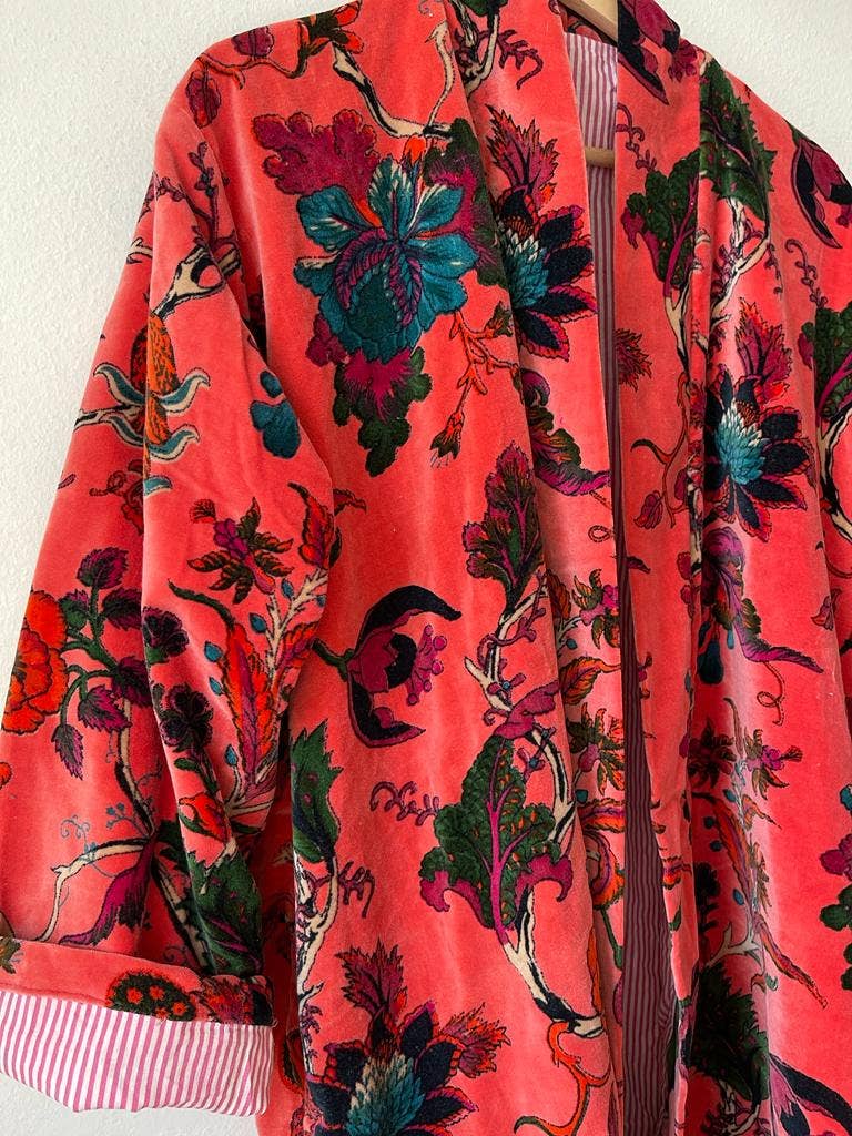Sanjanaandme - Wholesale Kimono - Women's - Velvet Kimono Short5